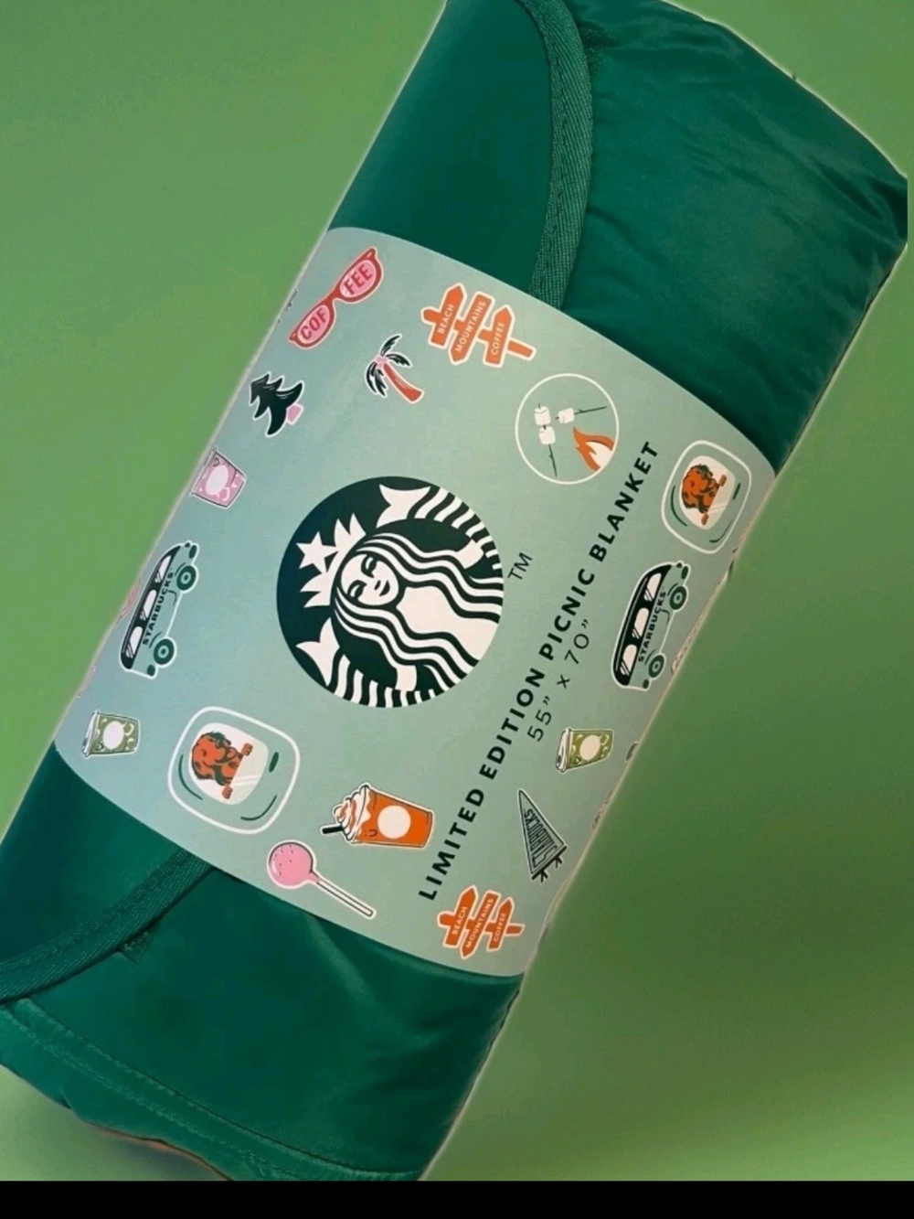 NWT, Starbucks  Picnic Travel Reversable  Blanket, With Shoulder Strap 55×70